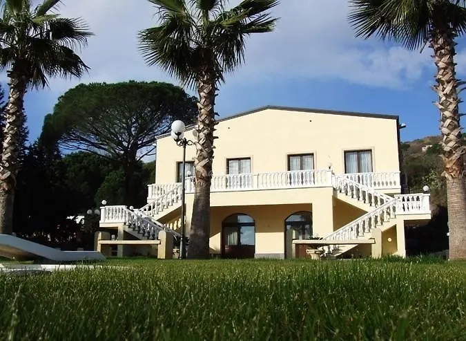 Felici Park Guest house *